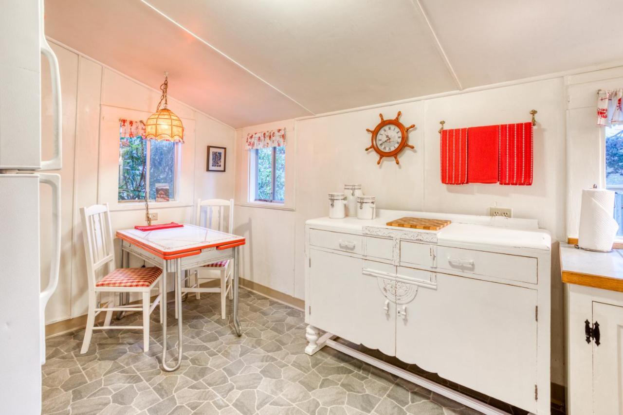 Seaside Classic Cozy Bungalow Exterior photo